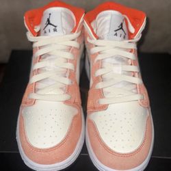 Women’s Mid Orange Sail Sizes 6 / 7 / 8