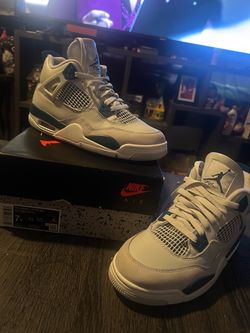 Air Jordan 4 Retro GS
