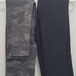 Like NEW Two Pairs Of Spandex Size Medium