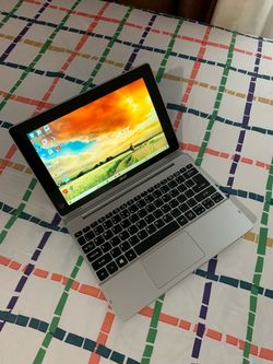 10.1"inch Intel Atom Acer Detachable TOUCHSCREEN Laptop, 32GB eMMC, 2GB RAM, HDMI And a WebCam. Windows 10.