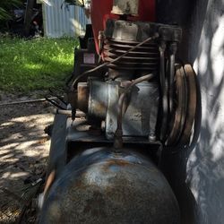 Air Compresor