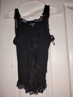 Papermoon,cute ruffle top, size L, stretchy