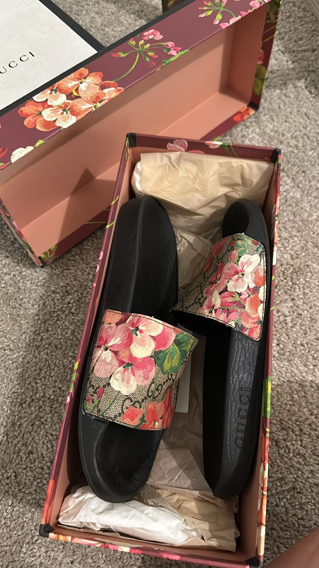Gucci Bloom sz37