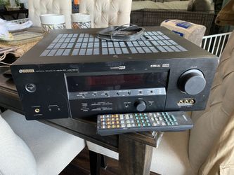 Yamaha HTR -5840 receiver