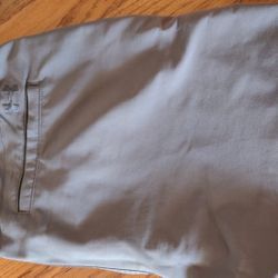 38/32 Gray Under Armour Pants