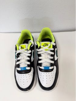 Nike Air Force 1 Youth Boys Size 5Y