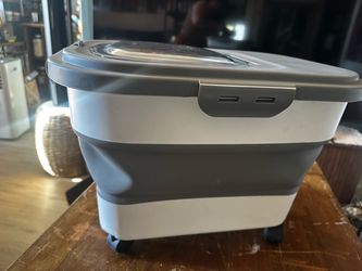 Collapsible Storage Container with Lid and Wheels