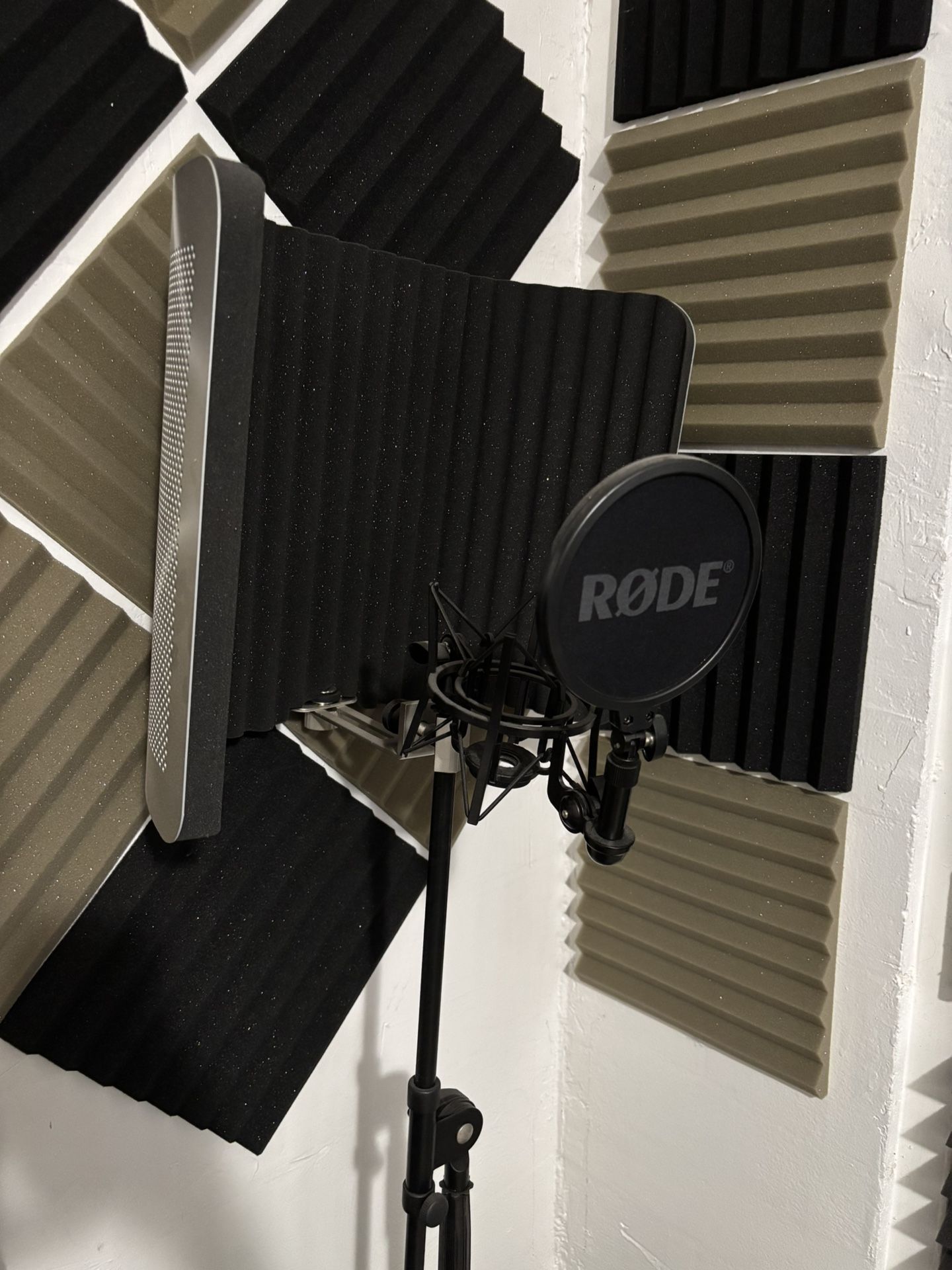 Mic Shield, Mic Holder And Stand
