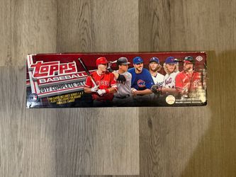 2017 Topps Baseball Complete Set – 700 MLB Cards + 5 Exclusive Cards