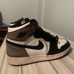 Jordan 1 Mochas 