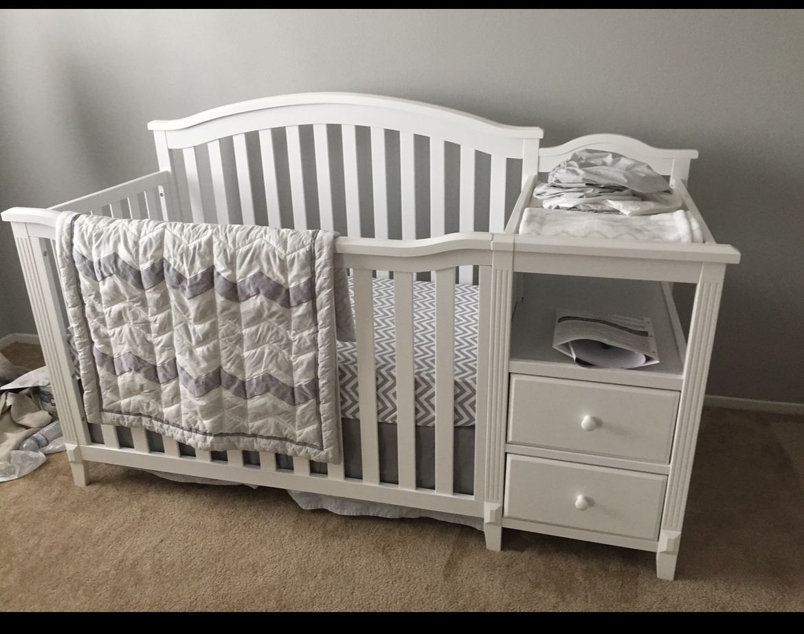 Baby Crib White