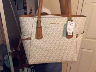 Micheal Kors