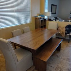 Dining Room Table Set 