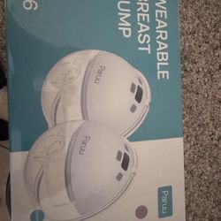 Brand New Paruu Wearable Breast pump 