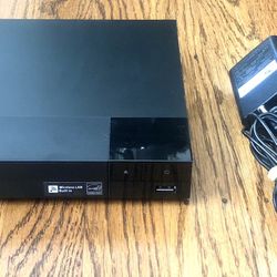 Sony Wi-Fi Optimized Blu-ray Disc / DVD Player (BDP-S3700)