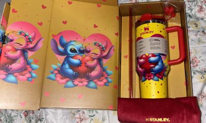 Stitch Couple Stanley