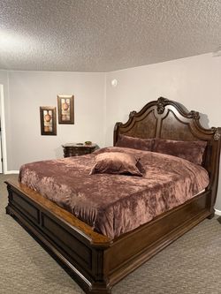 King Bedroom Set - Bed Frame (mattress NOT included), 1 Nightstand, 2 Dressers (one with mirror)