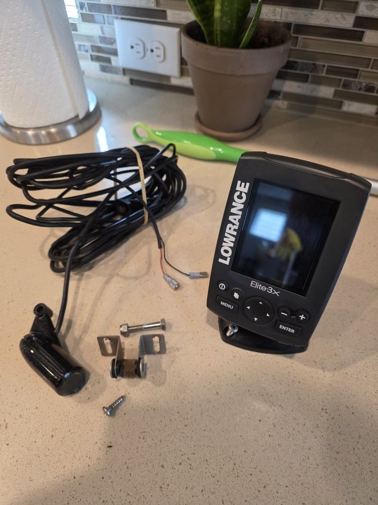Lowrance Elite 3x Fish Depth Finder