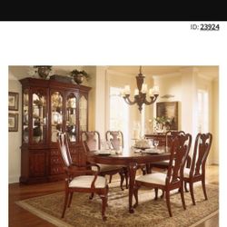 China Cabinet Table,and Chairs