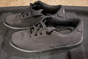 Men’s Heelys Size 11