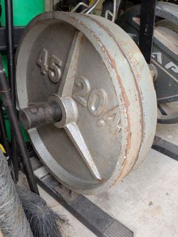 Universal sized weightsb