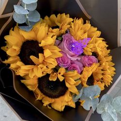Sunflower Bouquet Available! 
