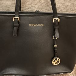 Michael Kors Black purse