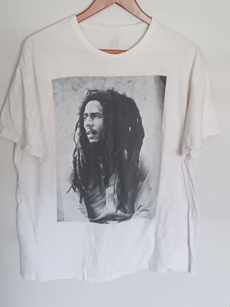 Bob Marley Zion Tshirt Size Large