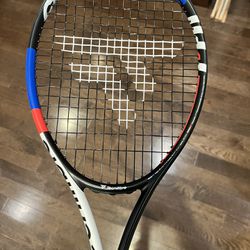 Beginner-friendly Tennis Racket