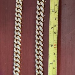 20" Iced Gold Cuban Chain Fashion Necklace Shipping Available.  TEAM CHAINS $50
