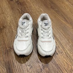 Reebok Sneakers Toddler Girls Slip On Sneakers Cream Color Low Top