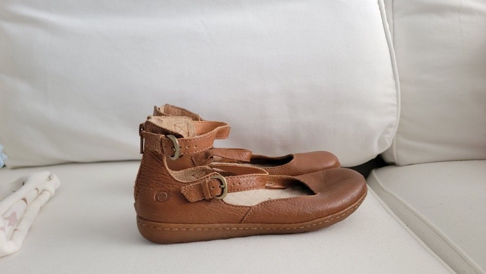 Born Shoes Leather Ballet Flats