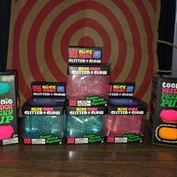 NEE DOH NICE CUBE GLITTER & GLOW 