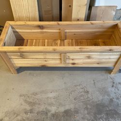 Cedar Planter box 