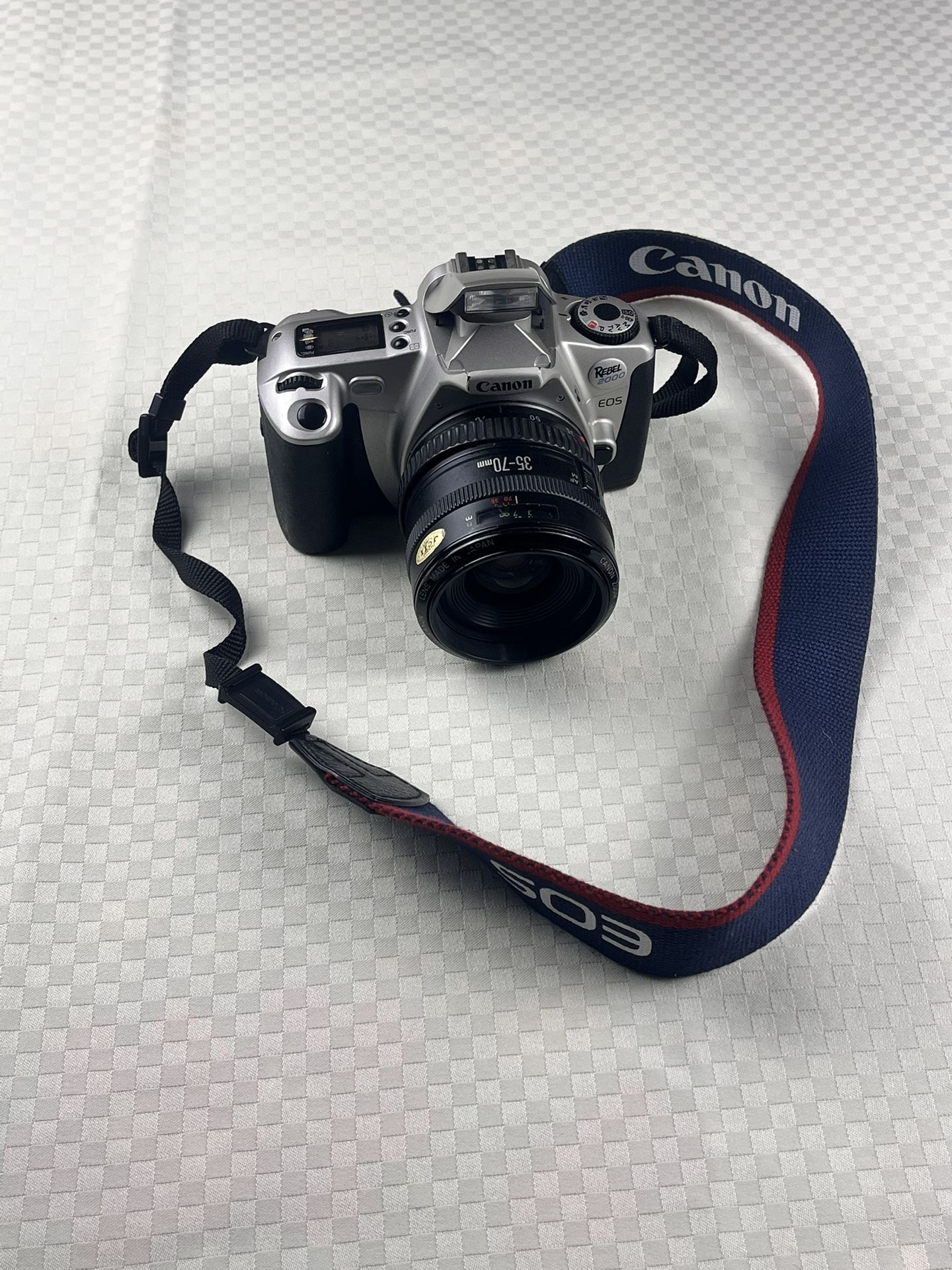 Canon EOS Rebel 2000 35mm SLR Film Camera with a 35-70mm lens
