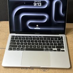 MacBook Pro 13 M1 2020 8gb/ 256 Gb  Silver 