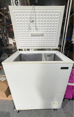Magic Chef 5.0 Cu Ft Chest Freezer – 2024 Model