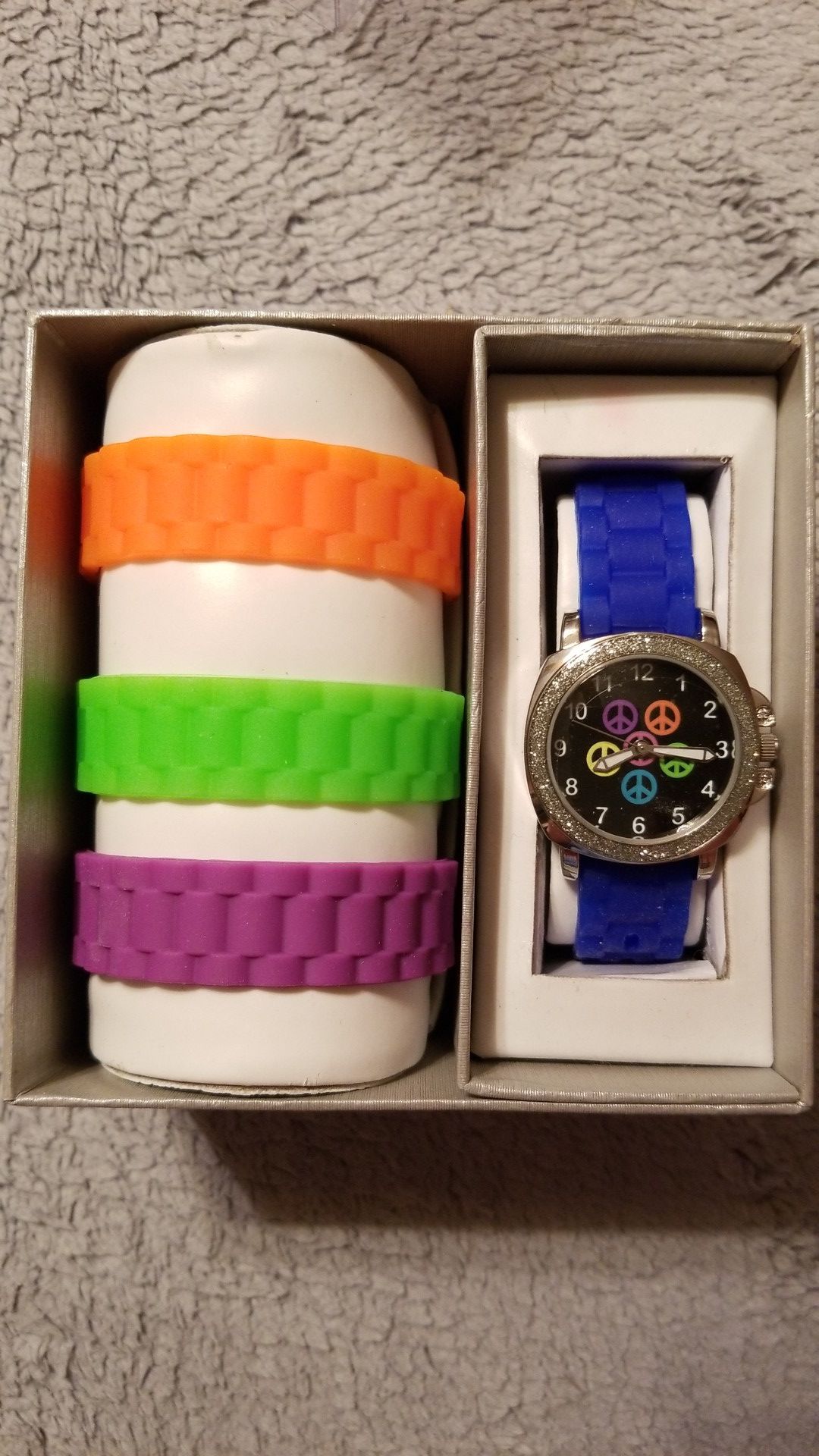 Peace Sign Watch With Extra Bands, Brand New, Needs Battery