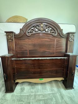 Bedroom set
