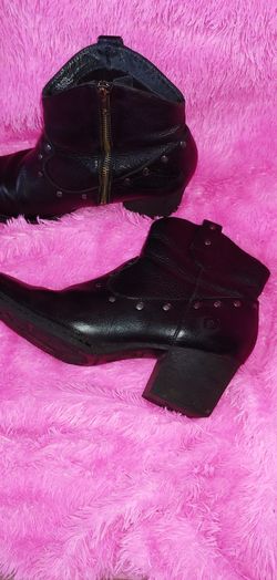 "Born" Womens Booties