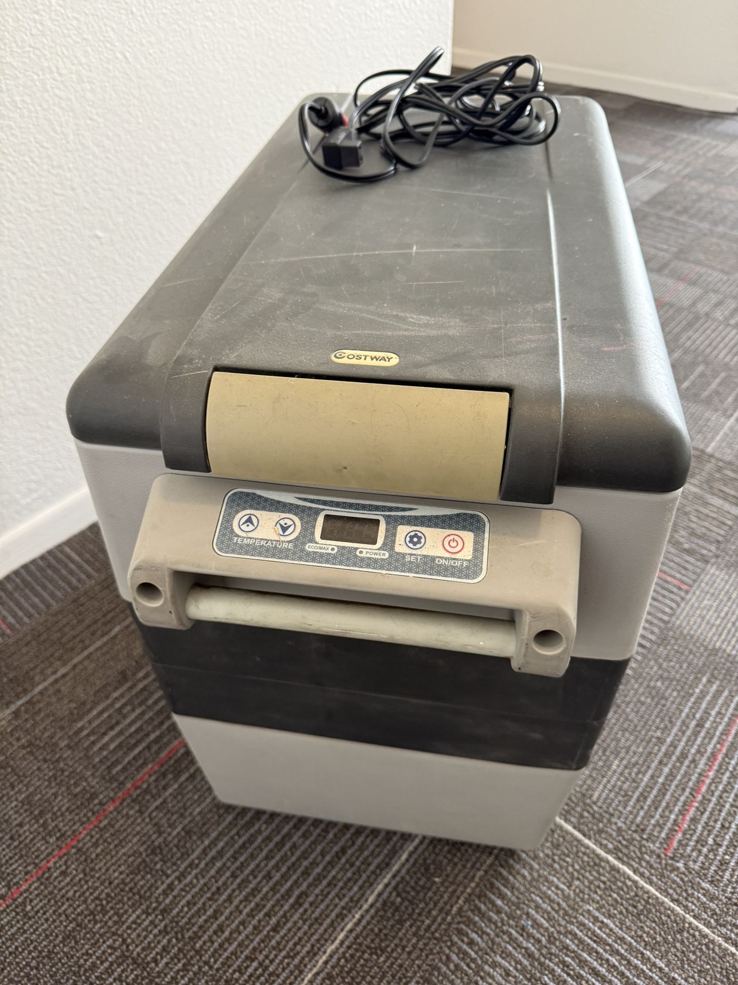 Portable Powered Cooler