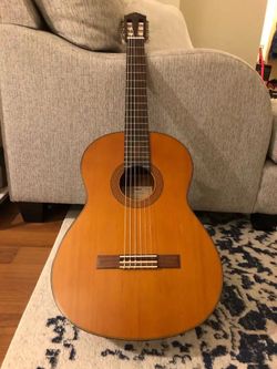 Like-New Yamaha CH122MCH Classical Acoustic Guitar