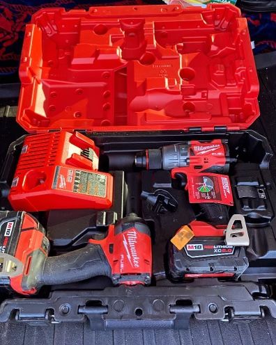 M18 Fuel Drill & Impact Combo Kit
