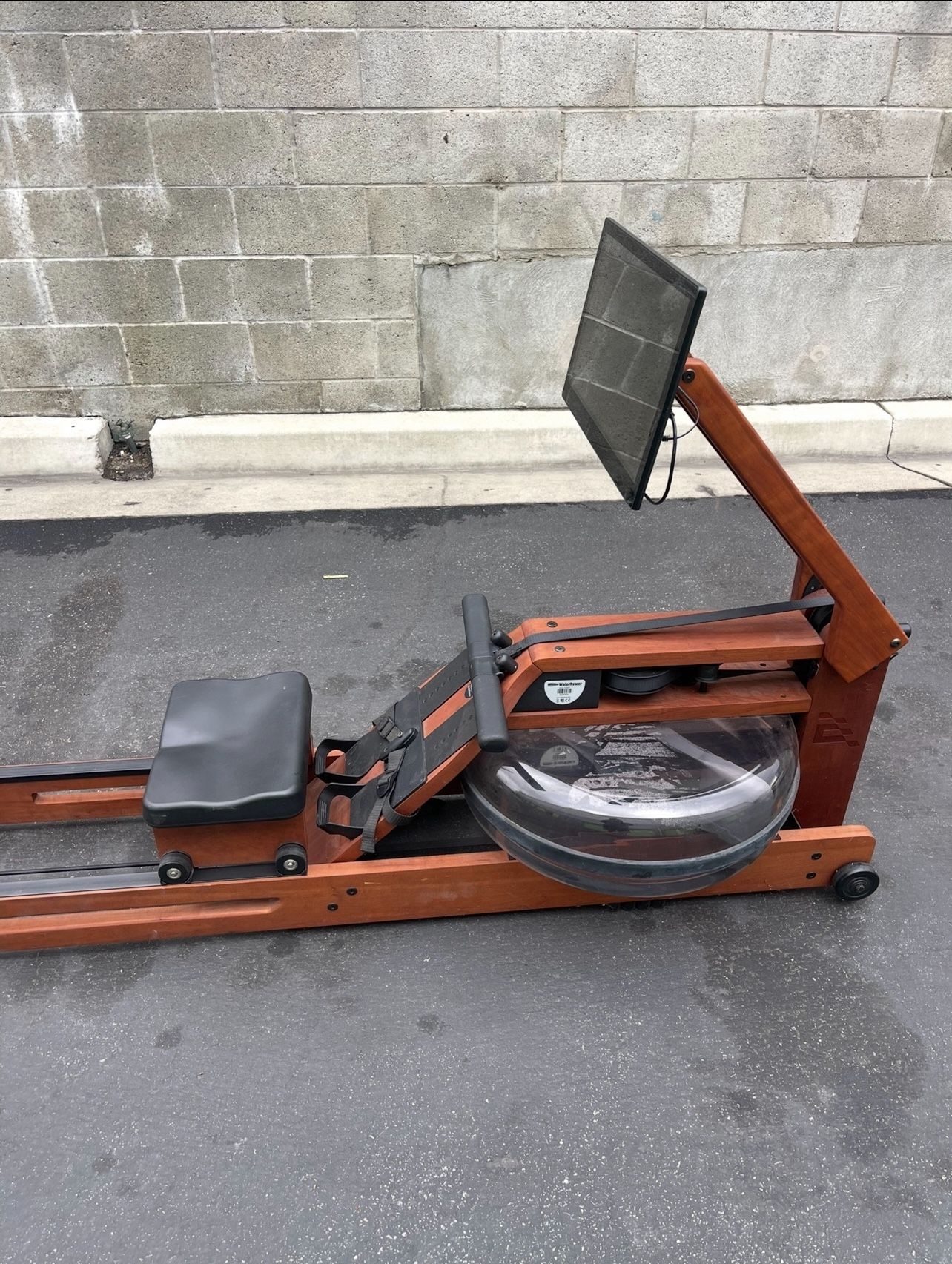Ergatta WaterRower Rowing Machine…. Home Gym Fitness….