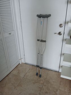 Crutches adult