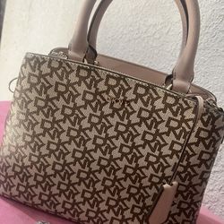 Dkny Purse 