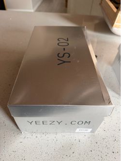 Yeezy slides sz14