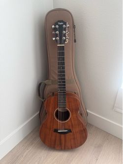 TAYLOR GUITAR MINI