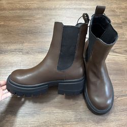 Brown Chelsea Chunky Boots 🤎