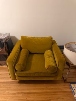 Couch brand article